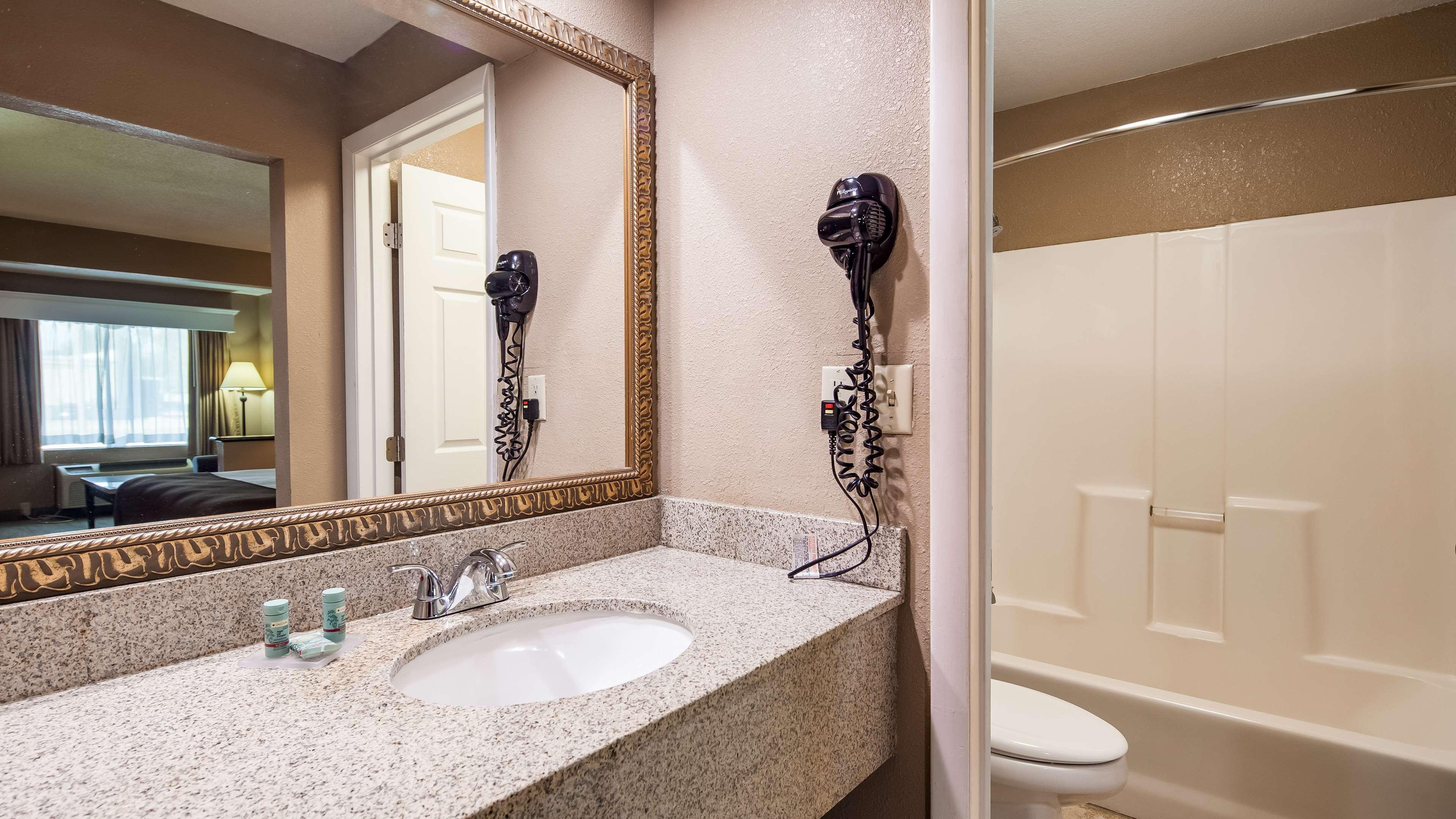 Best Western Лъмбъртън Екстериор снимка