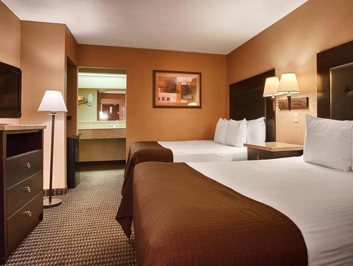 Best Western Лъмбъртън Екстериор снимка